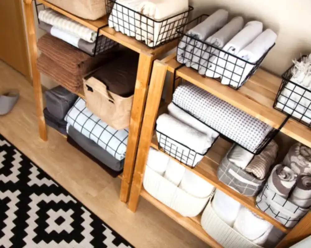 Stress free Moving Solutions